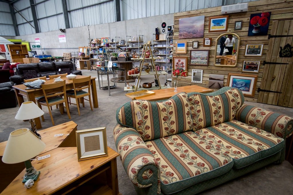 شراء وبيع اثاث المستعمل